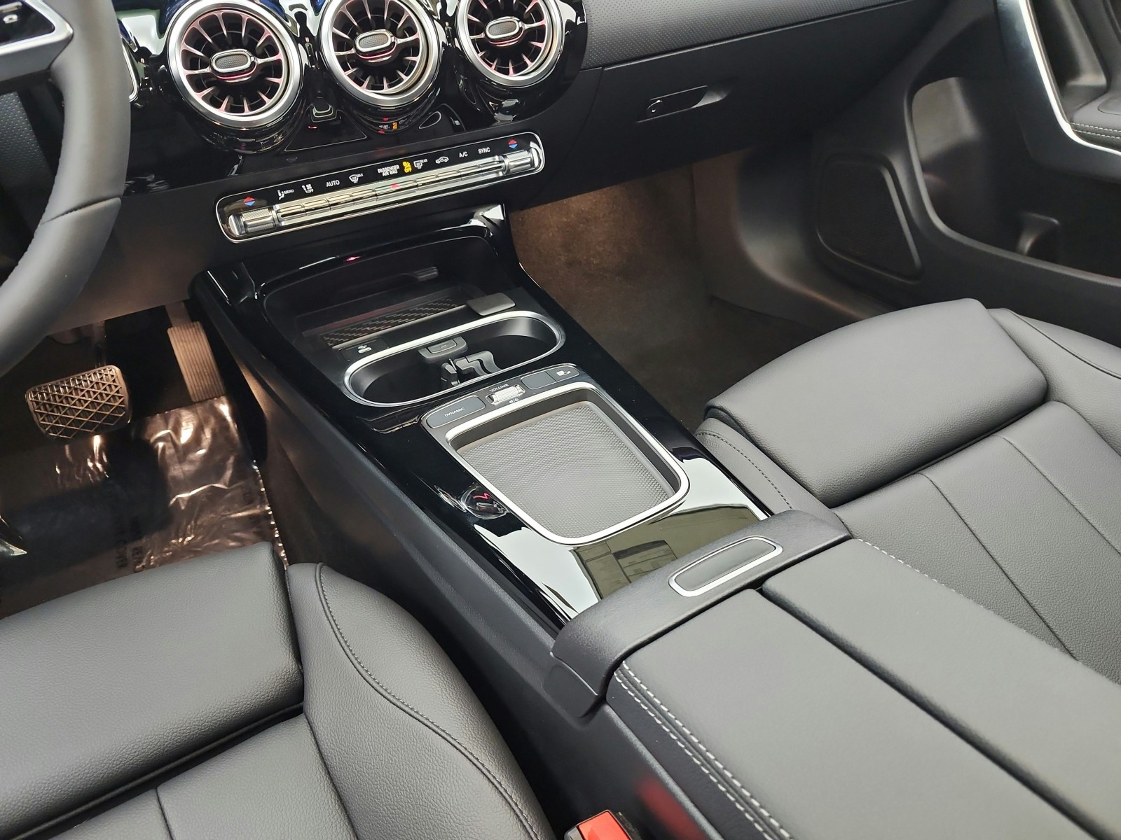 New 2026 Cirrus Silver Metallic Mercedes-Benz CLA 250 image 10