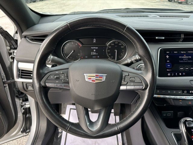 2022 Cadillac XT4 AWD Premium Luxury 12