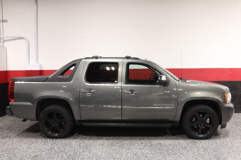 2011 Chevrolet Avalanche 4WD LTZ 4DR Truck in , 
