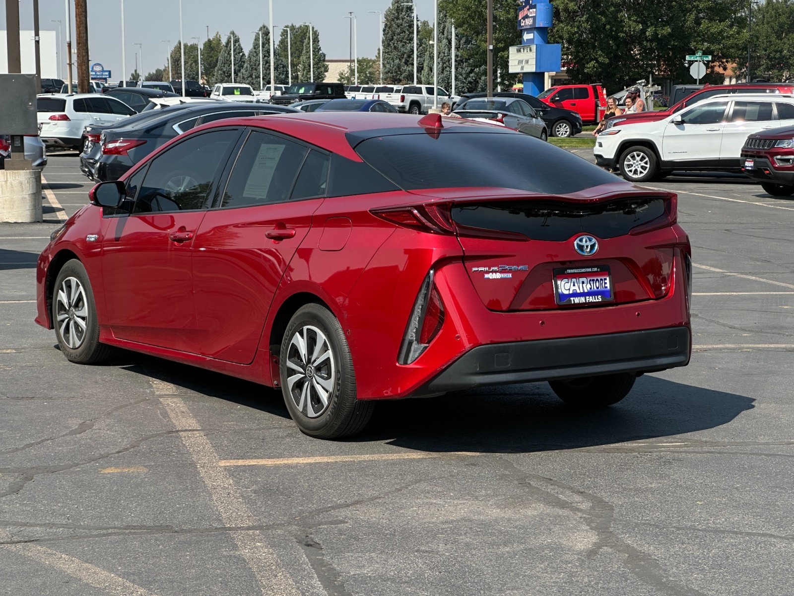 2017 Toyota Prius Prime Advanced 8