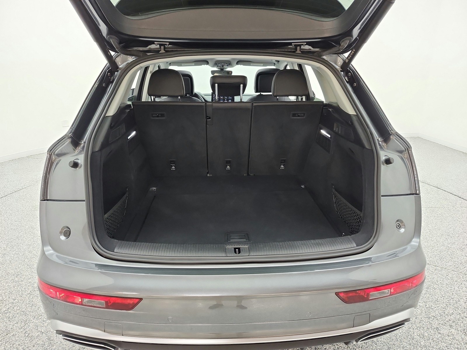 Used 2023 Daytona Gray Pearl Effect Audi S line Premium 45 TFSI quattro image 18