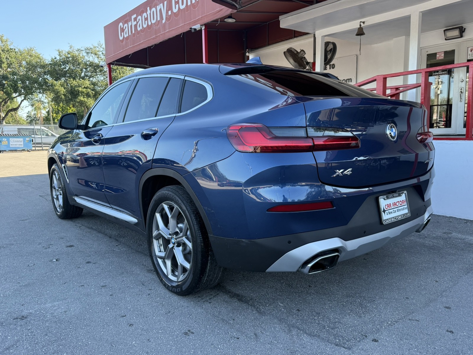 2022 BMW X4 - $31,977
