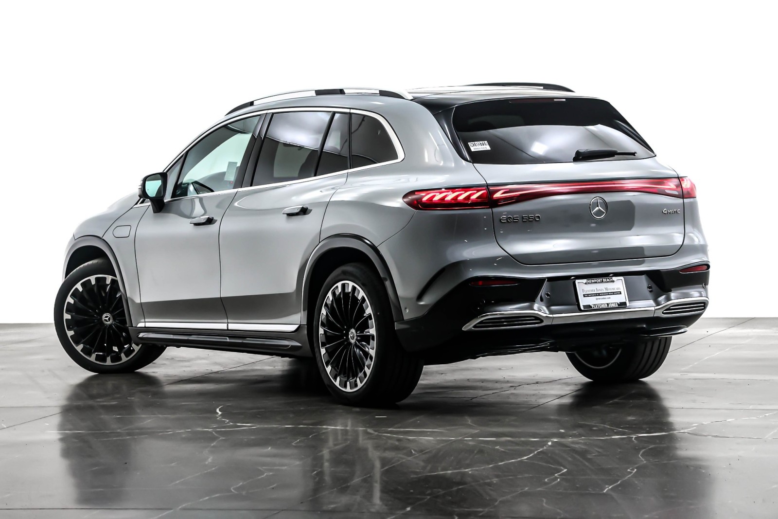 New 2026 MANUFAKTUR Alpine Grey Mercedes-Benz EQS 550 image 11