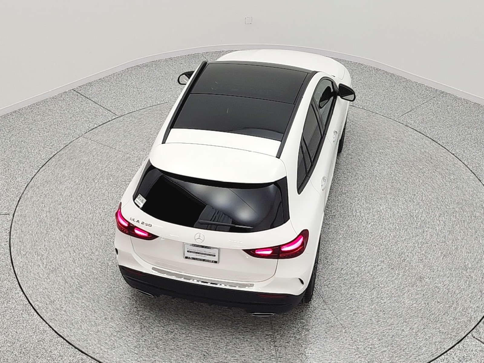 New 2026 Polar White Mercedes-Benz GLA 250 image 22