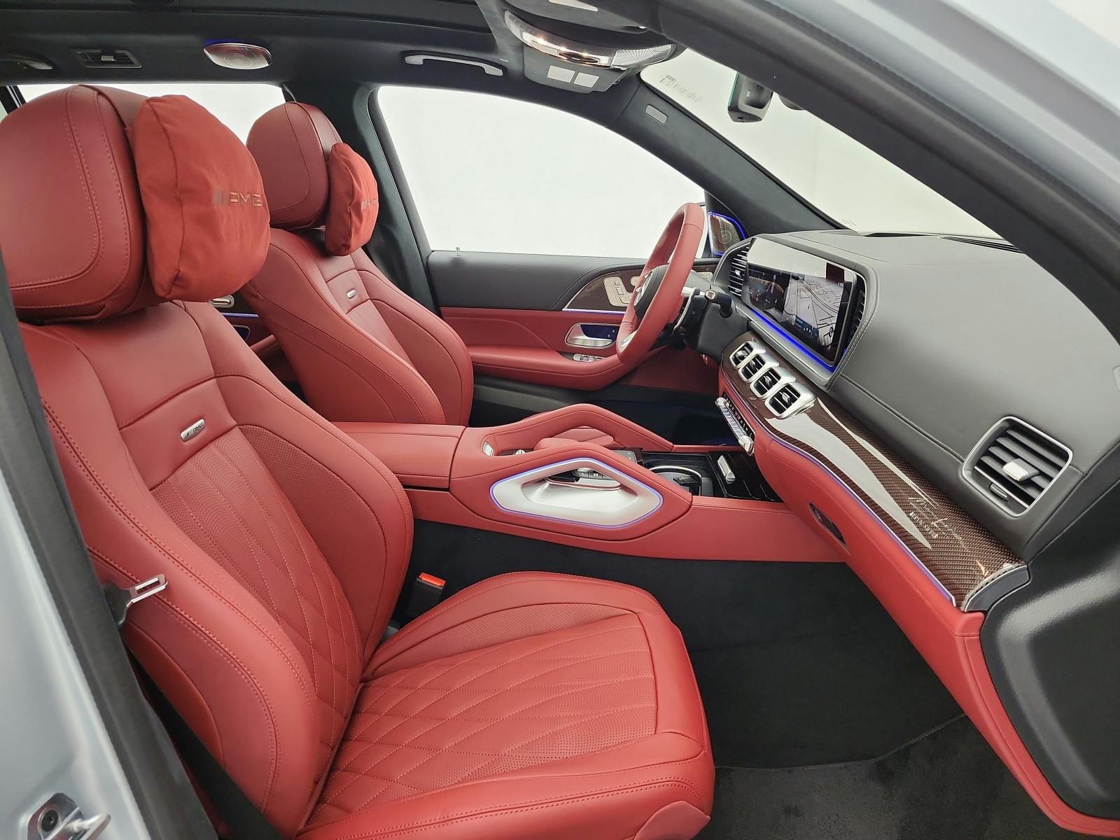 New 2026 CIRRUS SILVER MAGNO Mercedes-Benz AMG® GLS 63 image 15