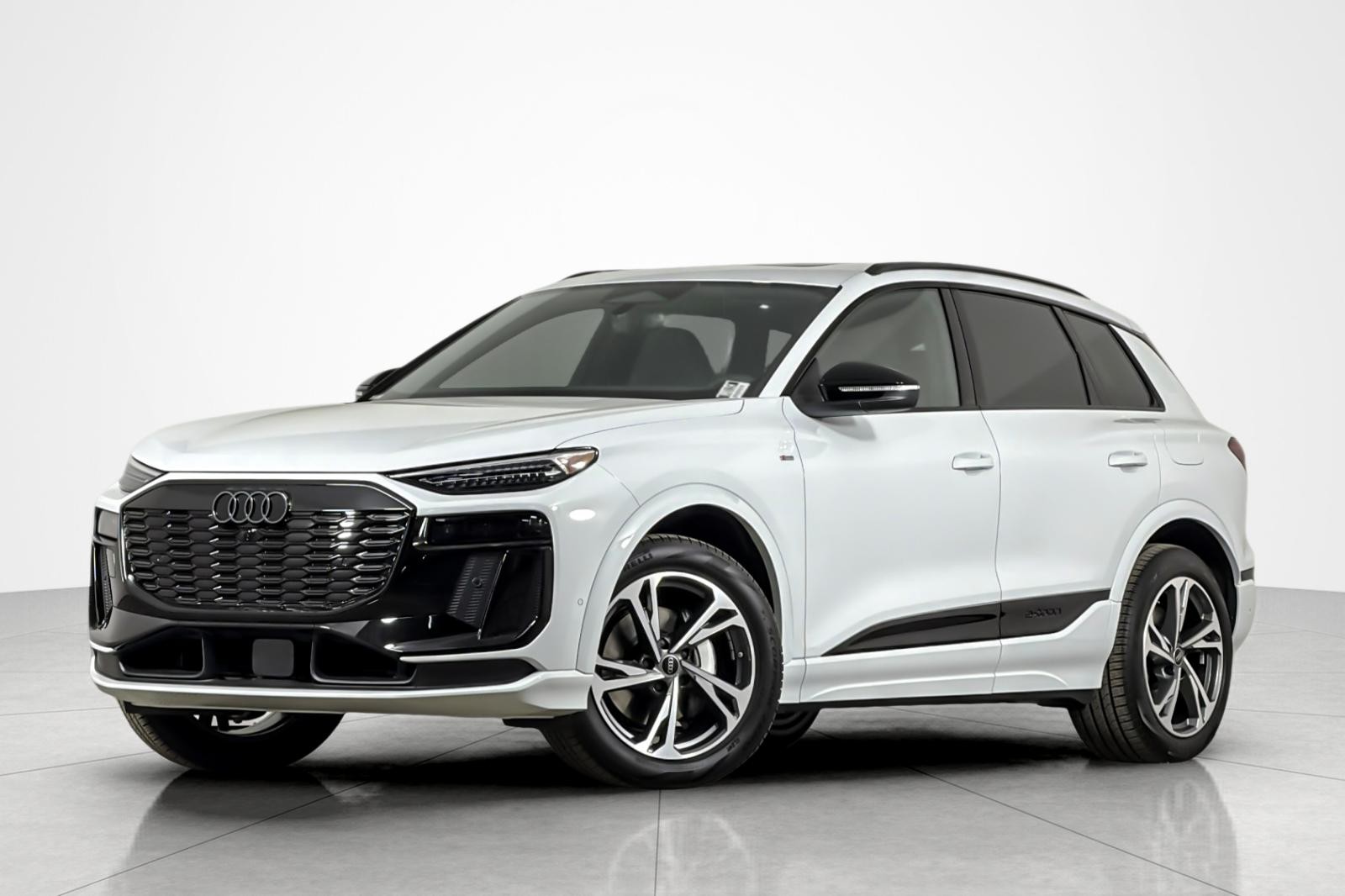 2027 Audi Q6 e-tron 2027 Audi Q6 e-tron Premium Plus quattro SUV