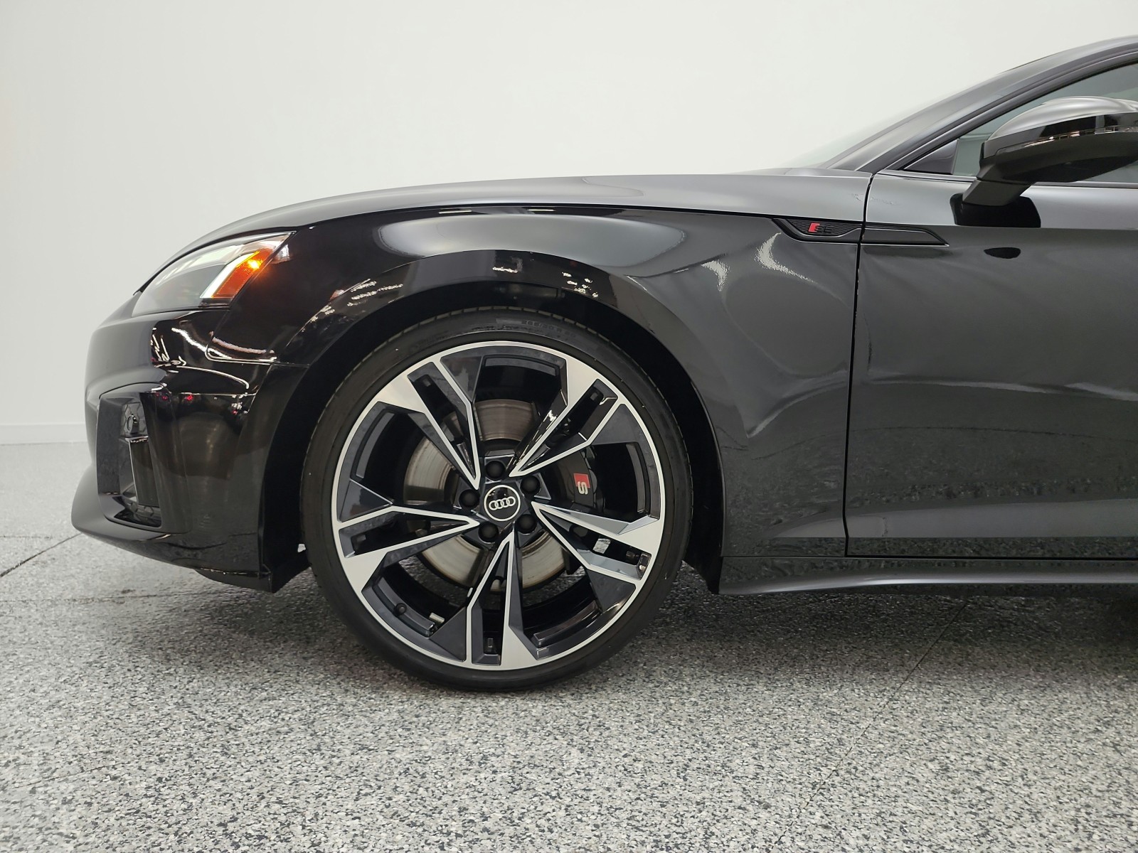 Used 2025 Mythos Black Metallic Audi Premium Plus 3.0 TFSI quattro image 22