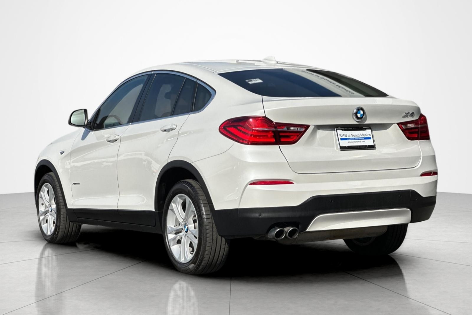 Used 2015 Mineral White Metallic BMW xDrive28i image 3