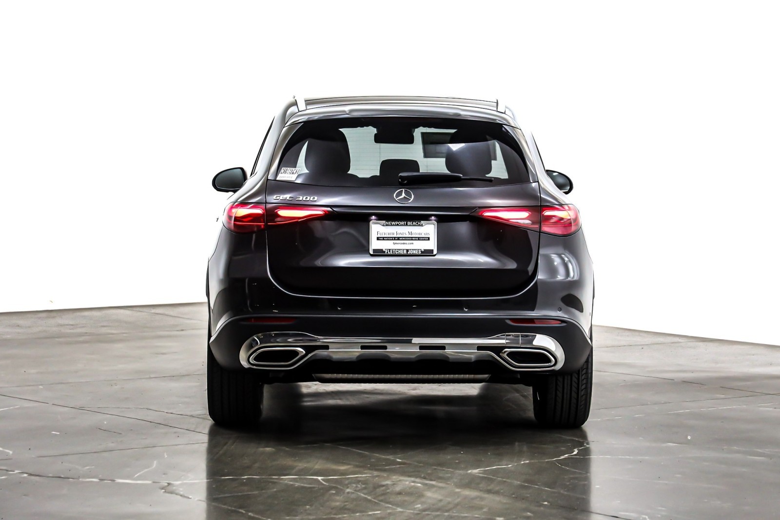 New 2026 Graphite Grey Metallic Mercedes-Benz GLC 300 image 3