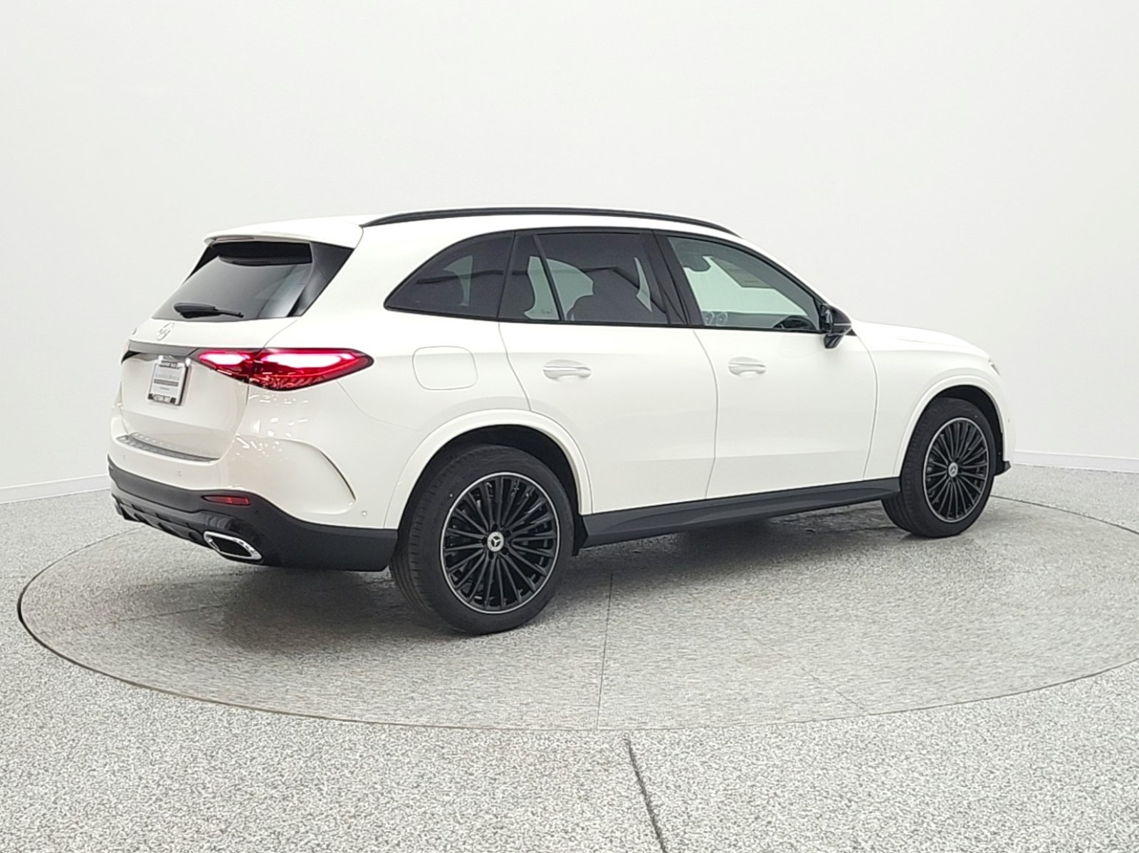 New 2026 Polar White Mercedes-Benz GLC 300 SUV image 5
