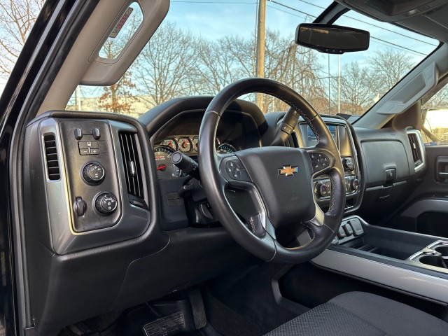 2016 Chevrolet Silverado 2500HD LT 18