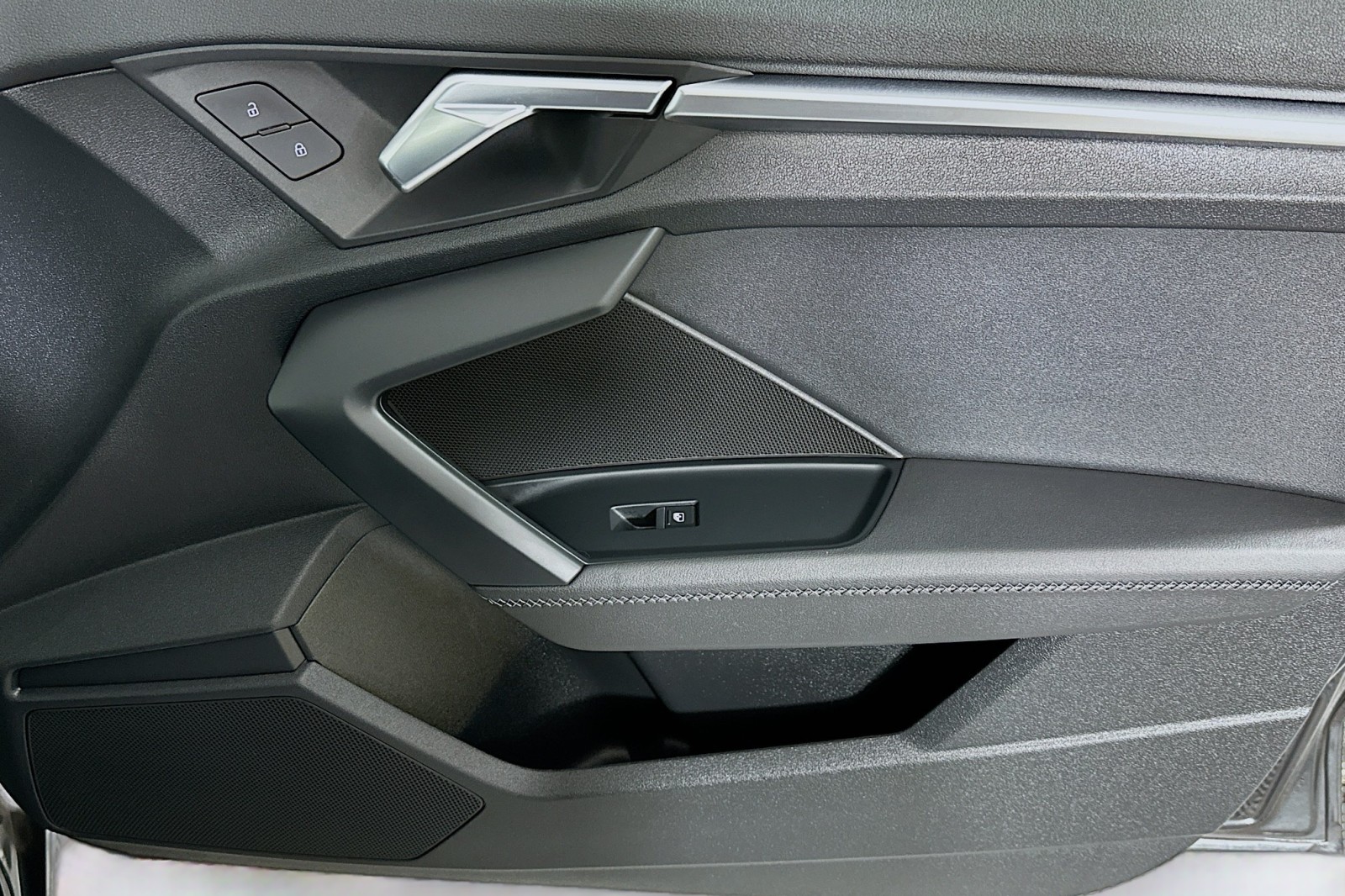 Used 2023 Manhattan Gray Metallic Audi Premium image 23