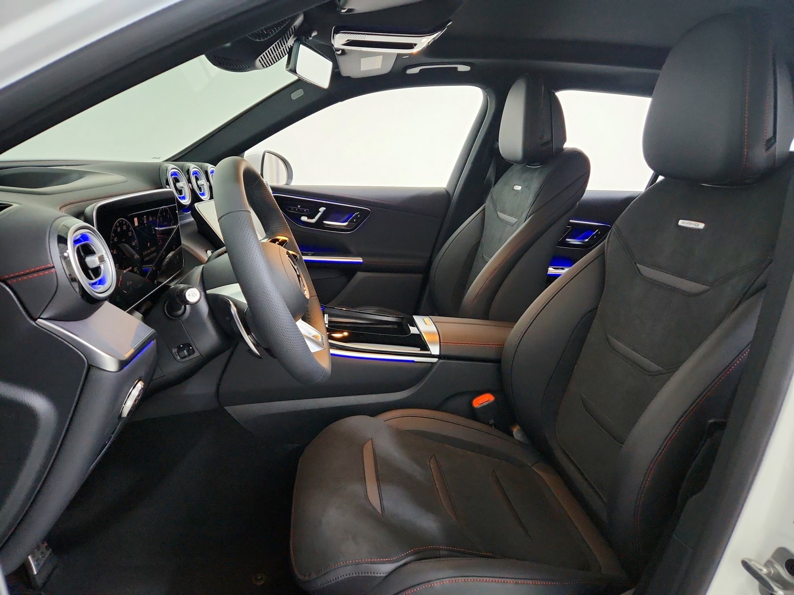 New 2026 Polar White Mercedes-Benz AMG® GLC 43 4MATIC SUV image 13