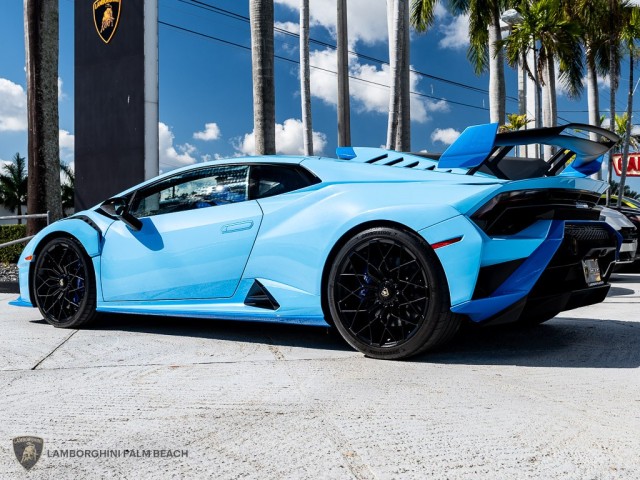 Lamborghini Huracan STO