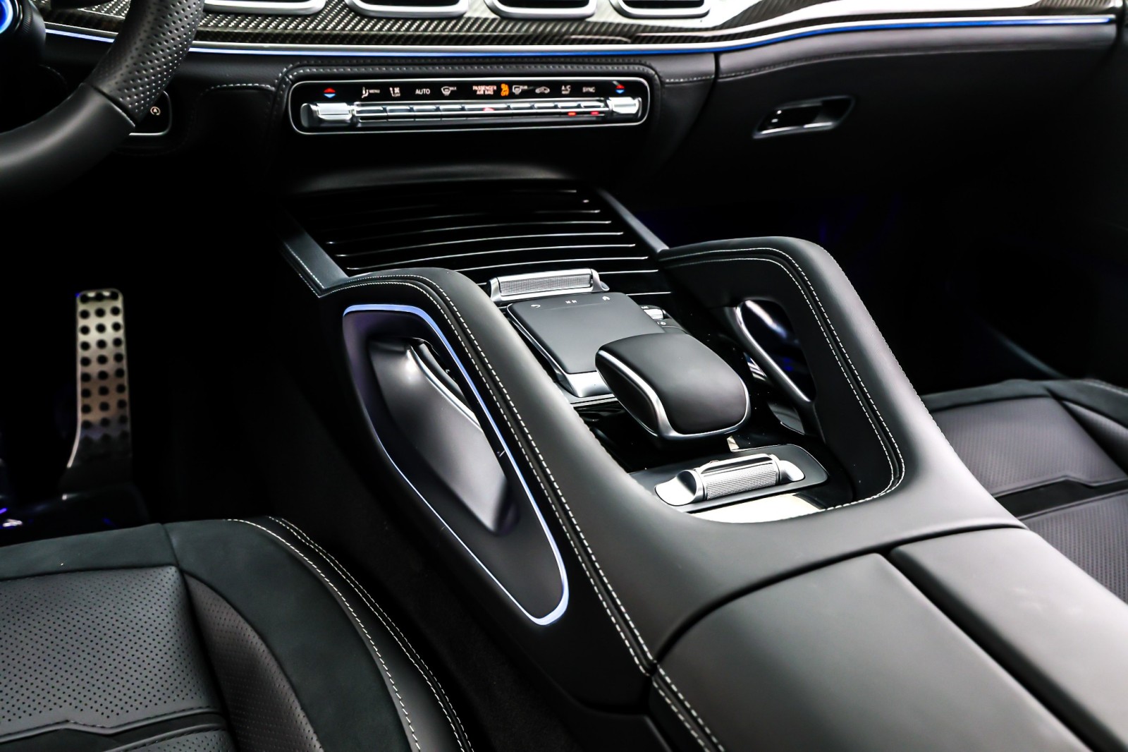 New 2026 Polar White Mercedes-Benz AMG® GLE 53 image 6