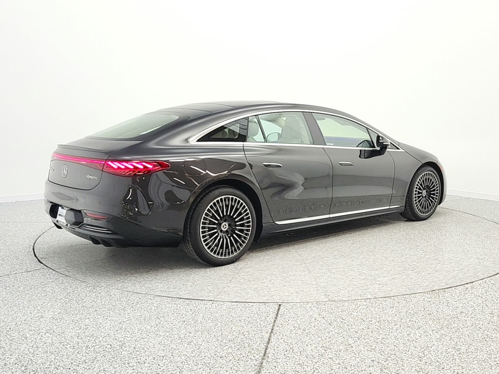 New 2026 Graphite Grey Metallic Mercedes-Benz EQS 450 image 5