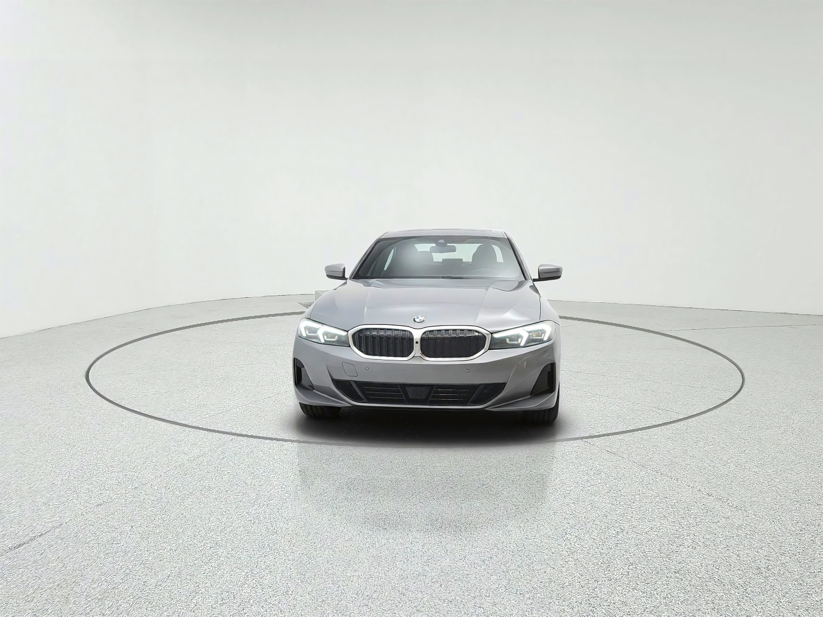 Used 2025 Skyscraper Grey Metallic BMW 330i Sedan image 2