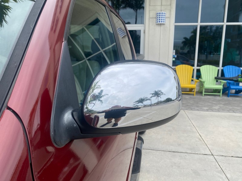 2006 Toyota Tundra SR5 4 DR CREW LOW MILES 93,838 in ,