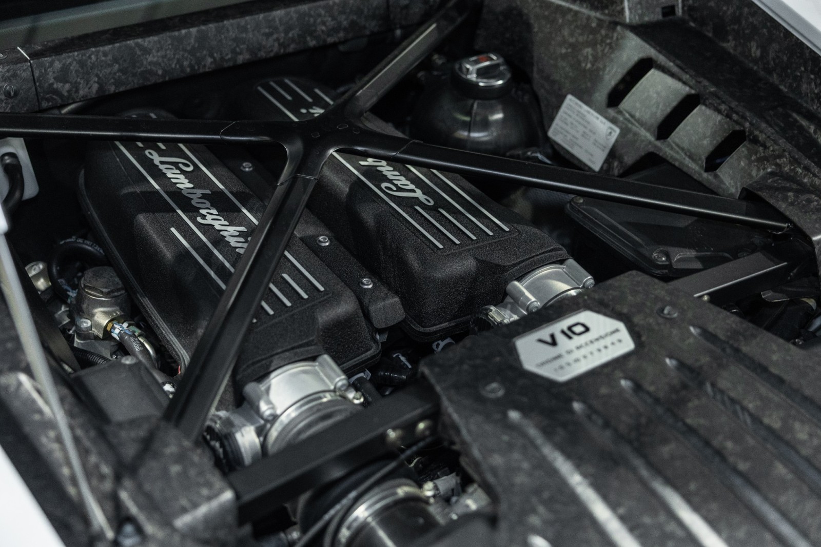 Used Car 2015 Lamborghini Huracan  For Sale Under $230,000 In Boerne, Texas