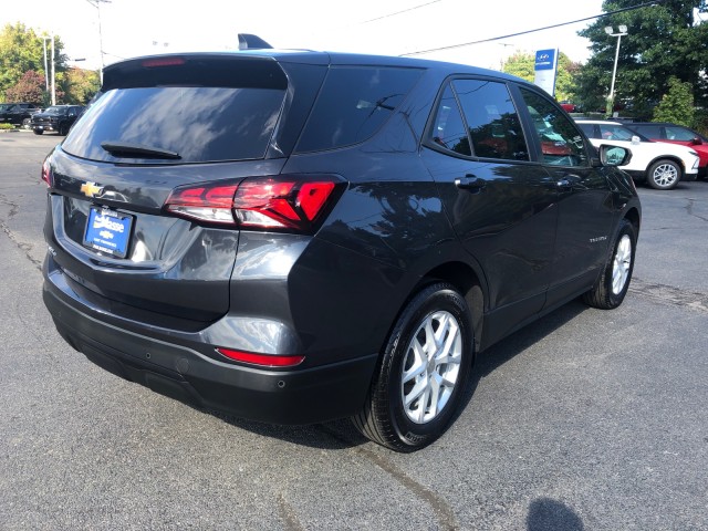 2022 Chevrolet Equinox LS 6