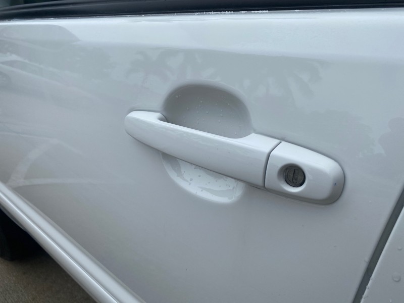 2006 Toyota Highlander 1 OWNER FL LOW MILES 49,290 SUV in , 