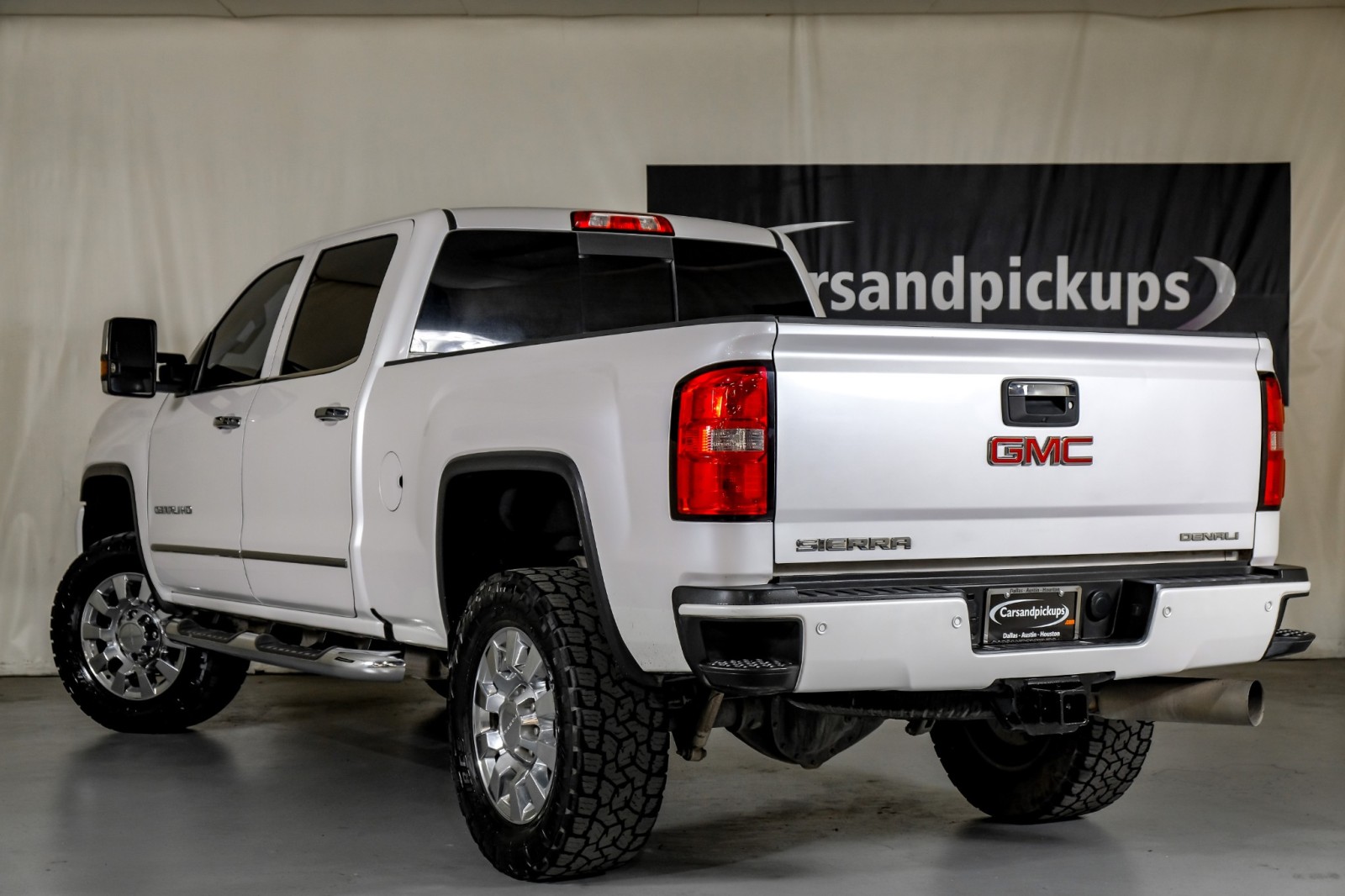 2019 GMC Sierra 2500HD Denali 10