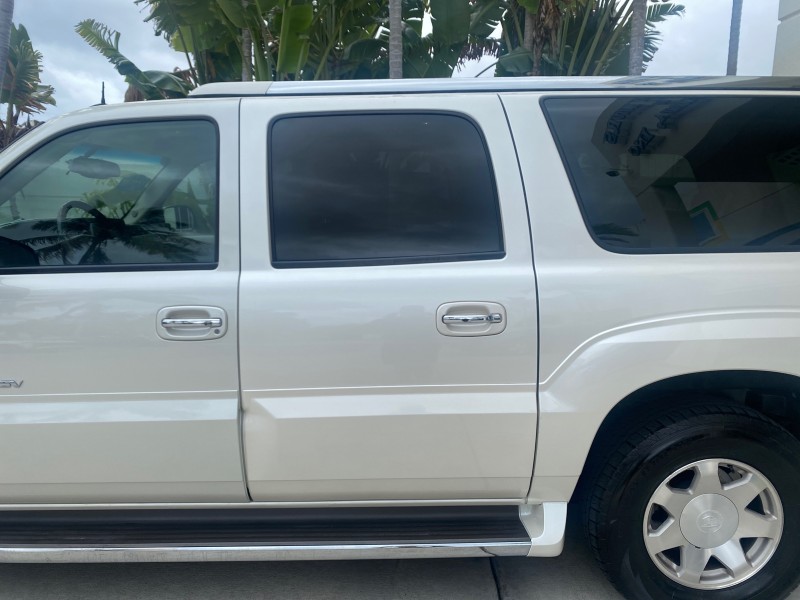 2003 Cadillac Escalade ESV SUV PEARL WHITE 4WD/AWD in , 