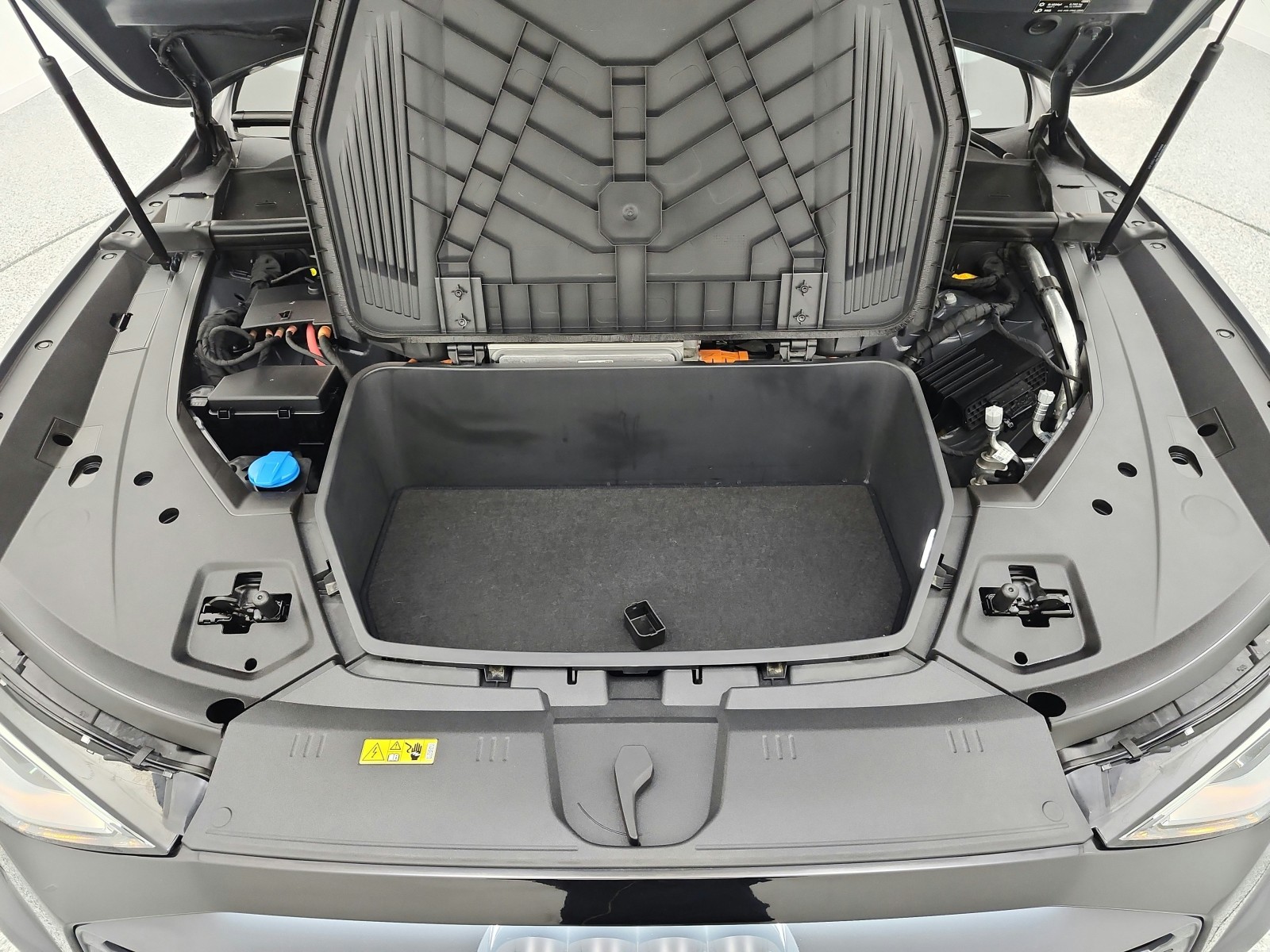 Used 2024 Magnet Gray Audi S line Prestige quattro image 26