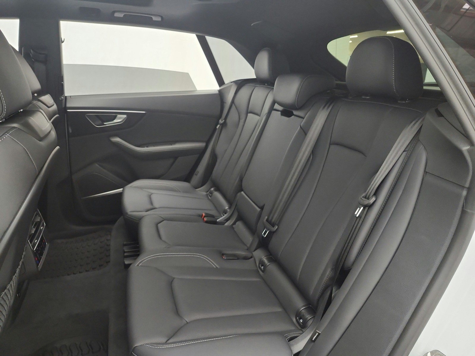 New 2026 Glacier White Metallic Audi Premium Plus quattro image 10