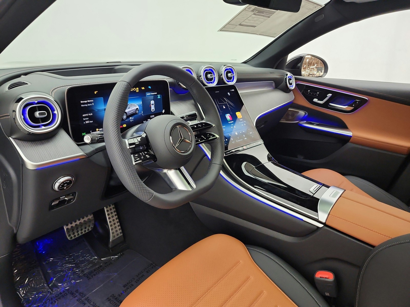 New 2027 Verde Silver Metallic Mercedes-Benz GLC 300 4MATIC® Coupe image 10