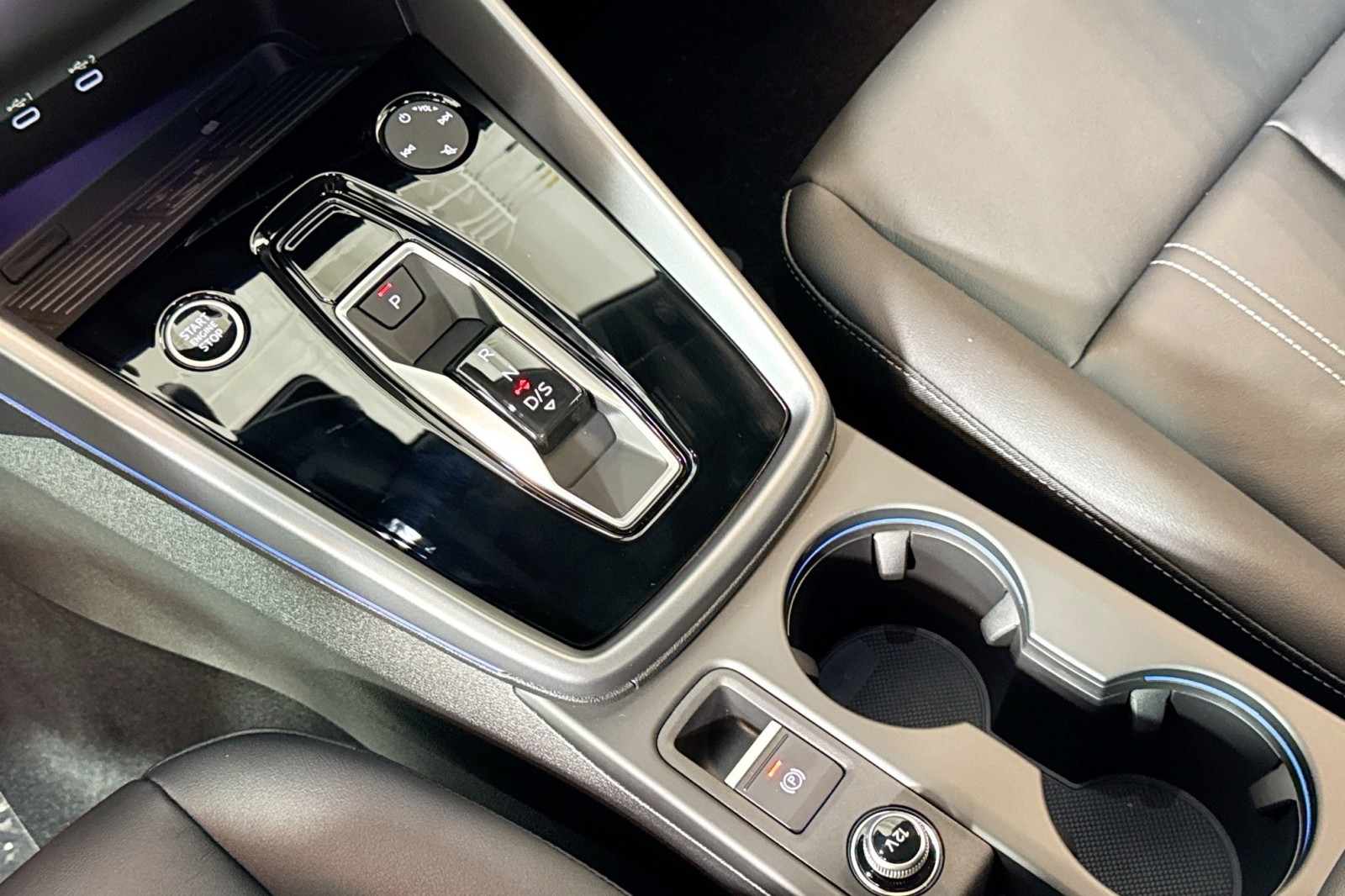 New 2026 Brilliant Black Audi Premium quattro image 15