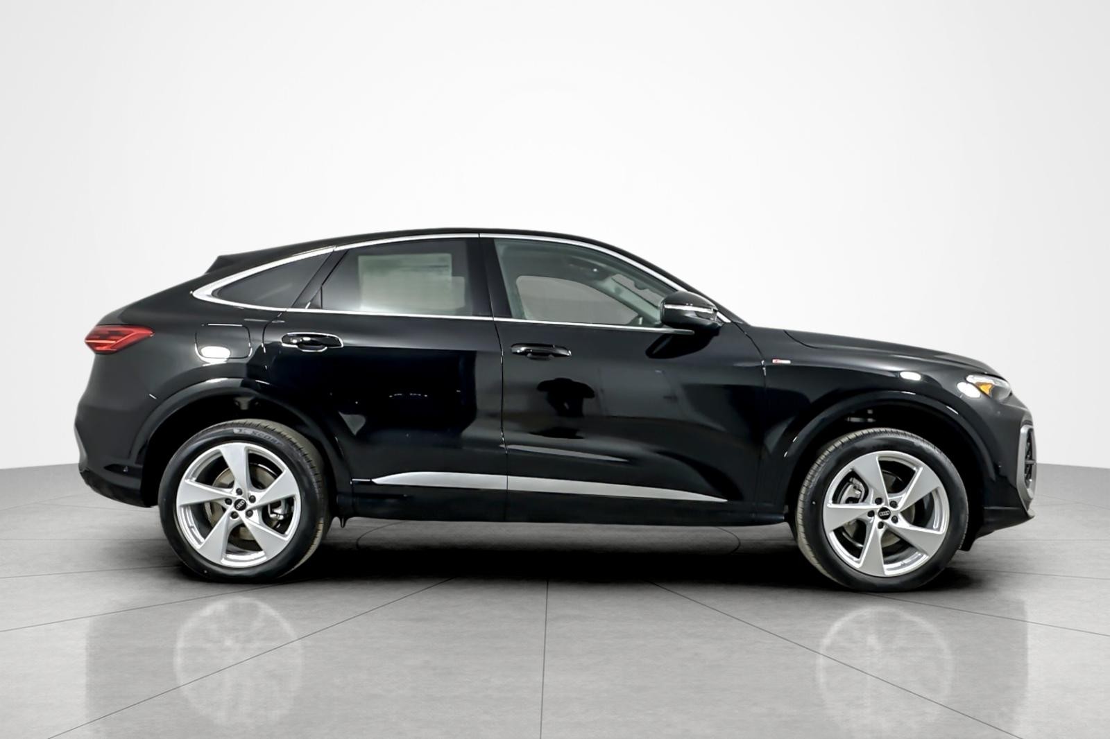 New 2026 Mythos Black Metallic Audi Premium Plus 2.0 TFSI quattro image 7