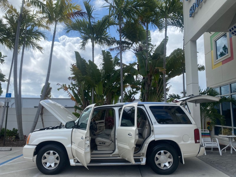 2002 Cadillac Escalade LOW  MILES 67,881 1 OWNER in , 