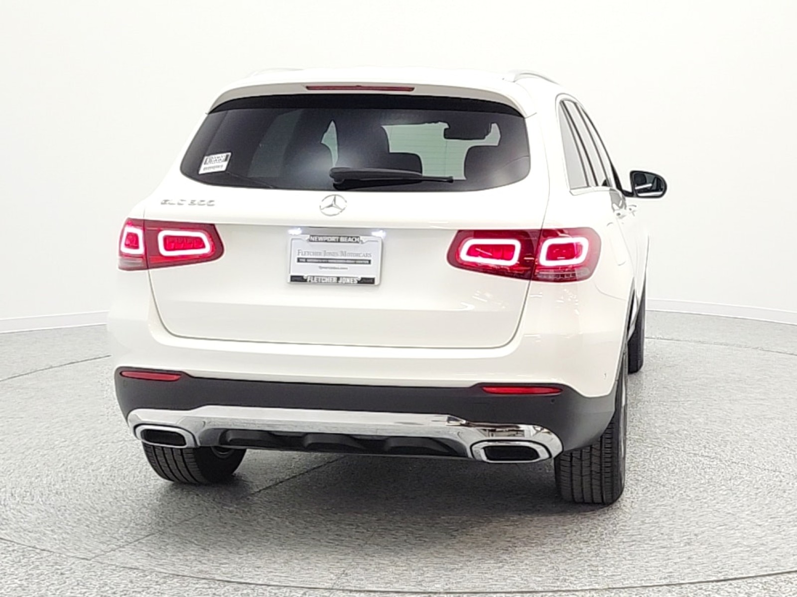 Used 2022 Polar White Mercedes-Benz GLC 300 SUV image 6