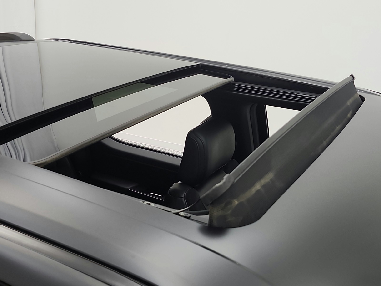 Used 2023 Agate Black Metallic Ford Raptor 4WD SuperCrew 5.5