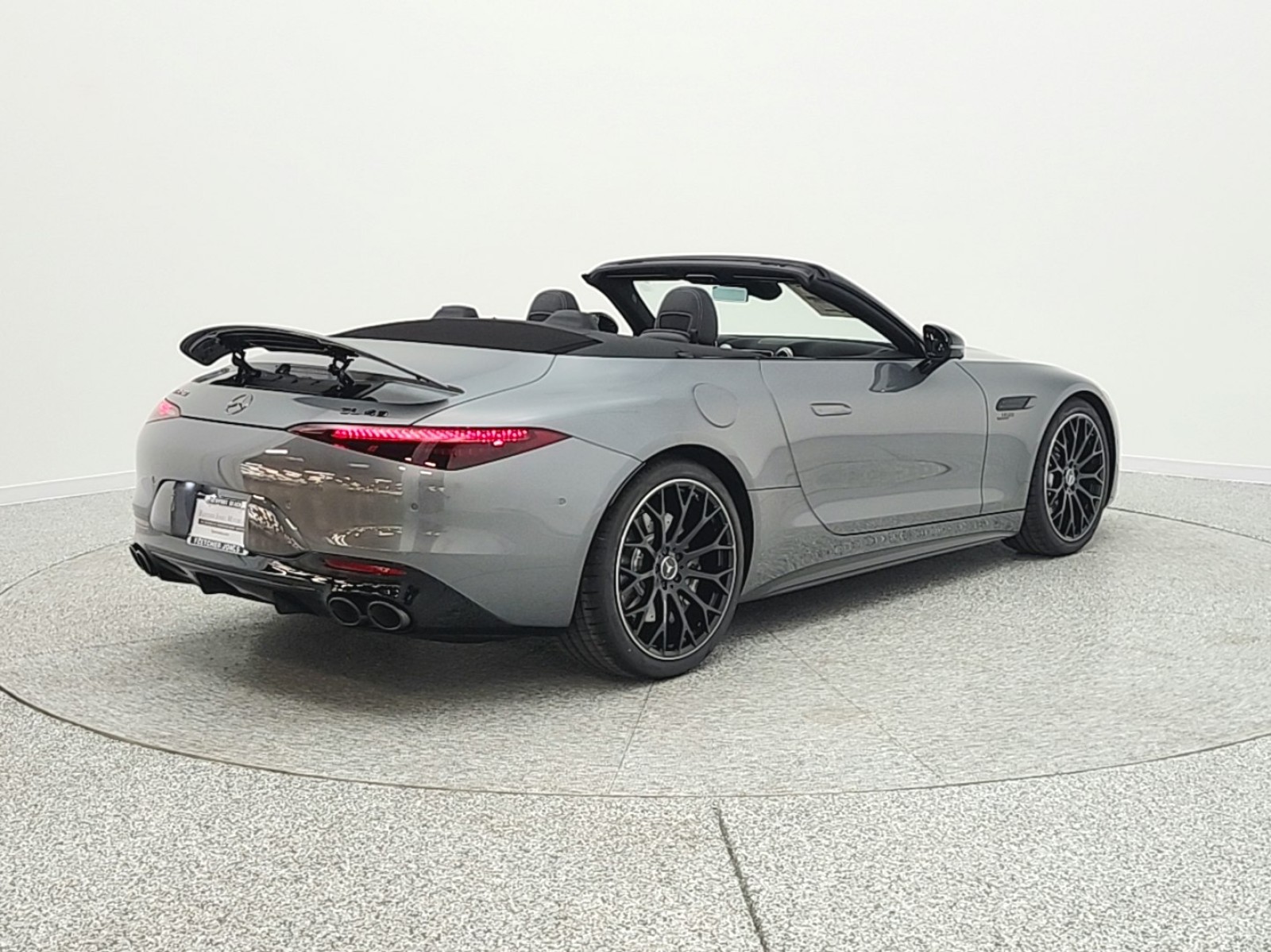 New 2026 Selenite Grey Metallic Mercedes-Benz AMG® SL 43 image 5