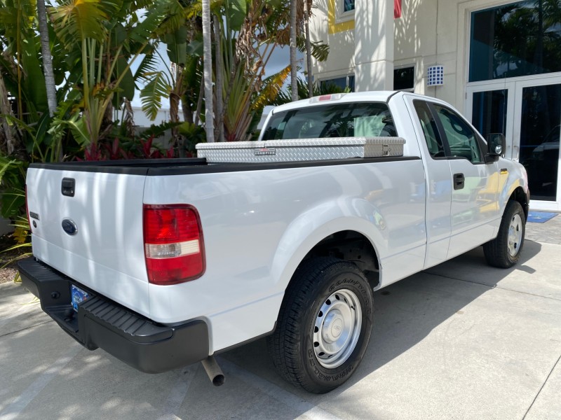 2005 Ford F-150 PU STX LOW MILES 18,931 in , 