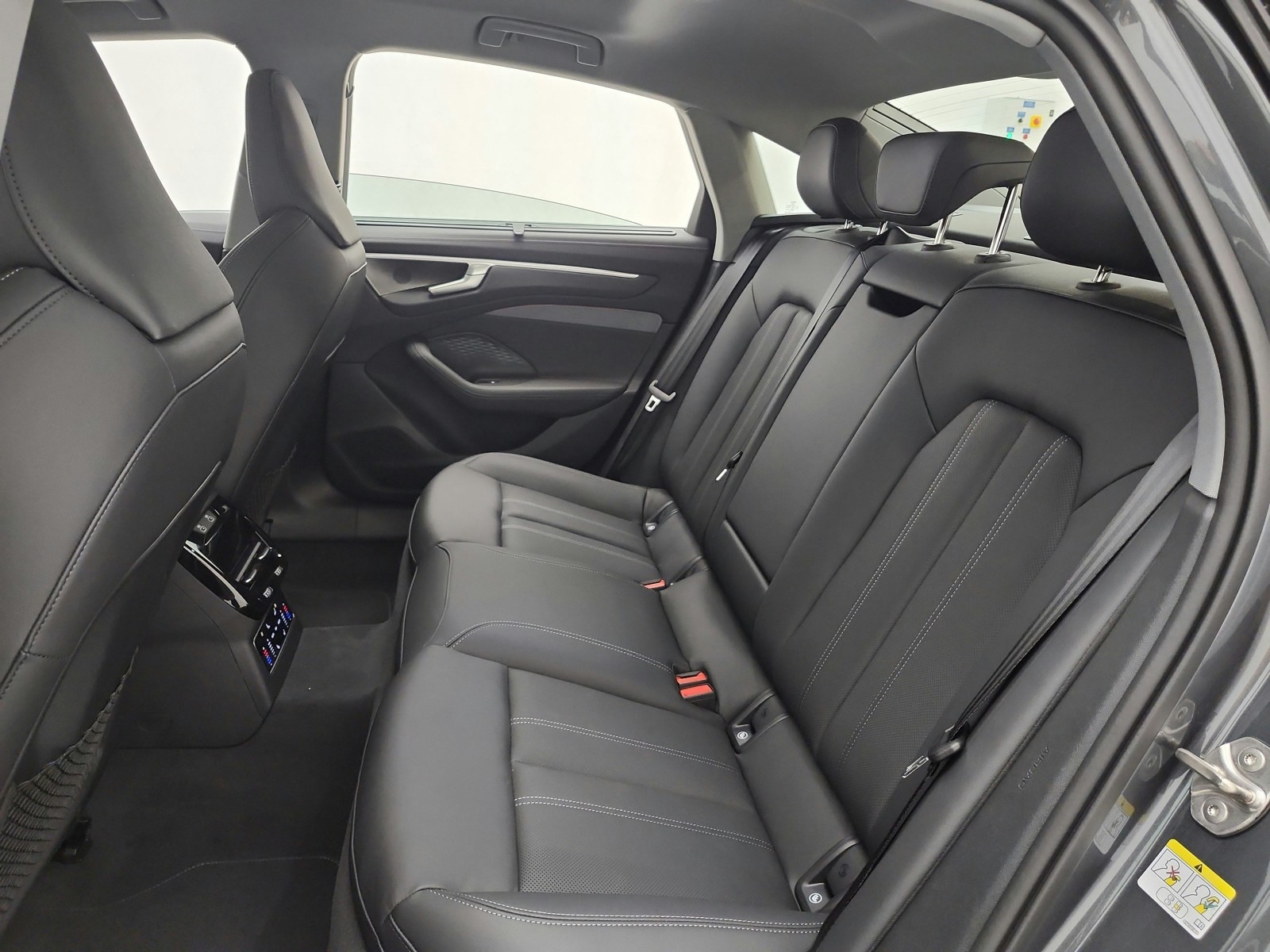 Used 2026 Daytona Gray Pearl Effect Audi Premium Plus quattro image 11