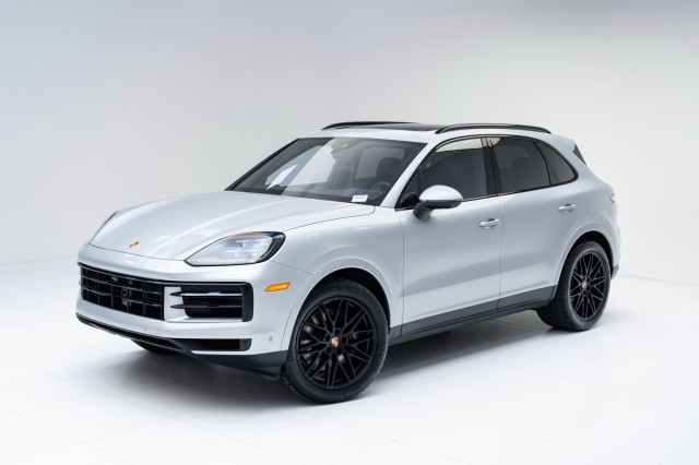 2025  Cayenne  in , 