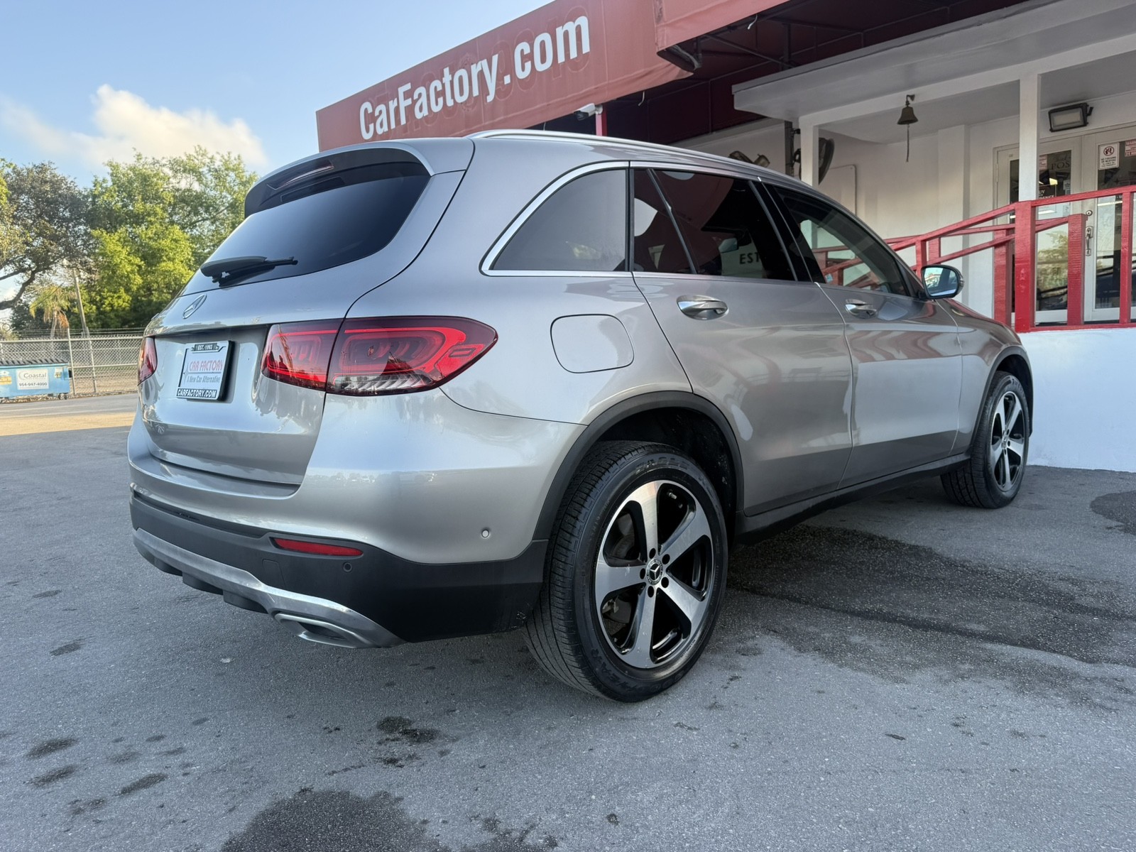 2021 Mercedes-Benz GLC-Class - $18,277