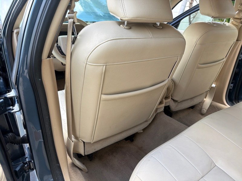 2007 Mercury Grand Marquis LS LOW MILES 52,599 1 OWNER in ,