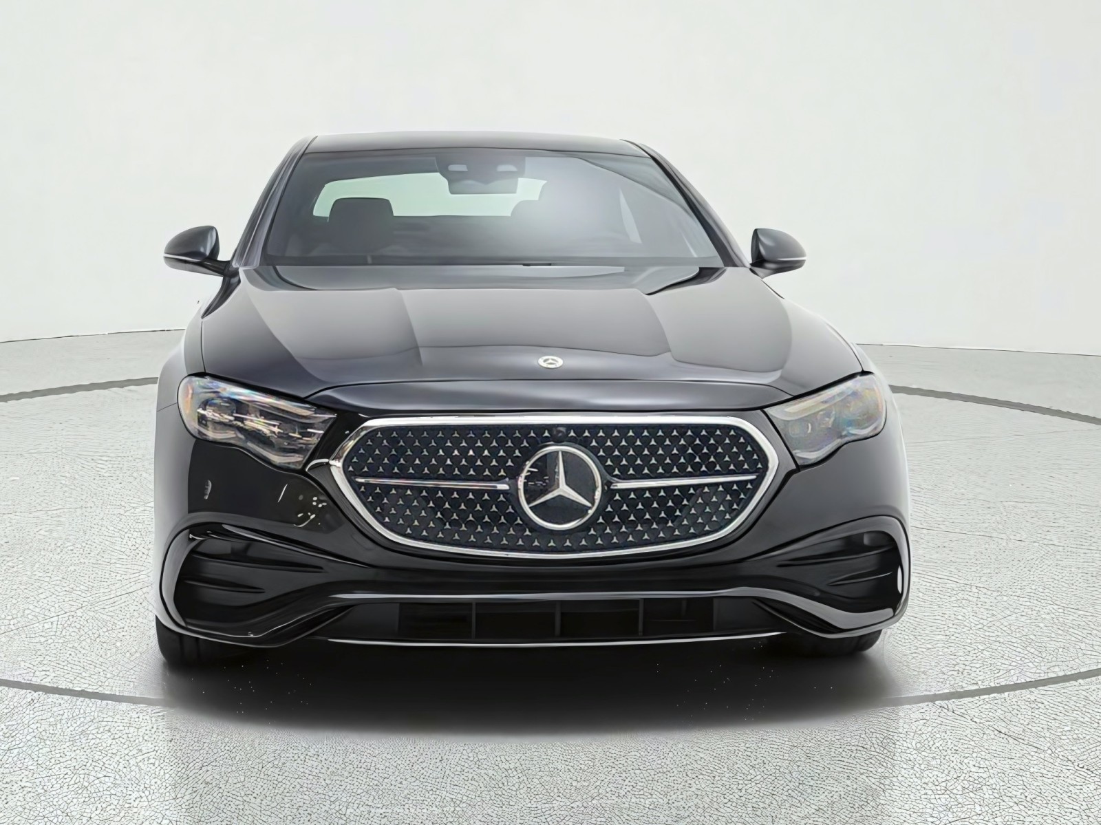 New 2027 Graphite Grey Metallic Mercedes-Benz E 350 RWD Sedan image 2