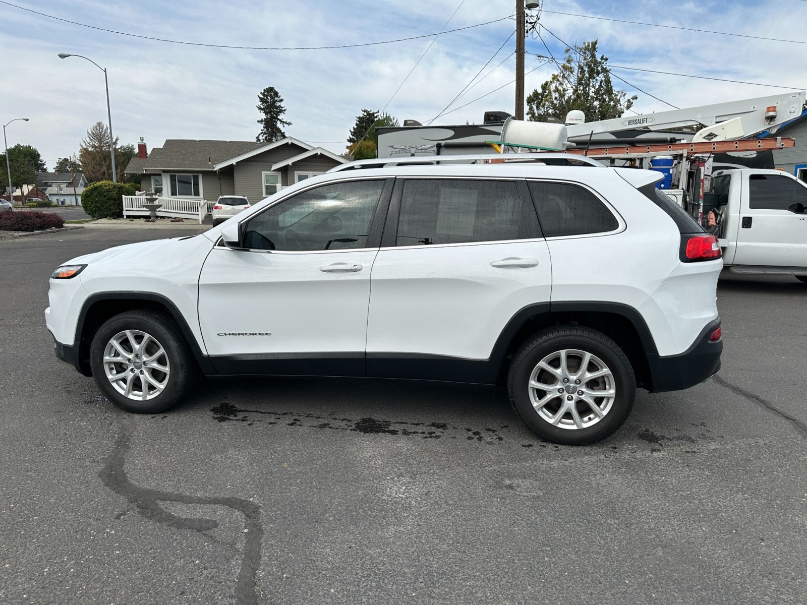 2018 Jeep Cherokee Latitude 9