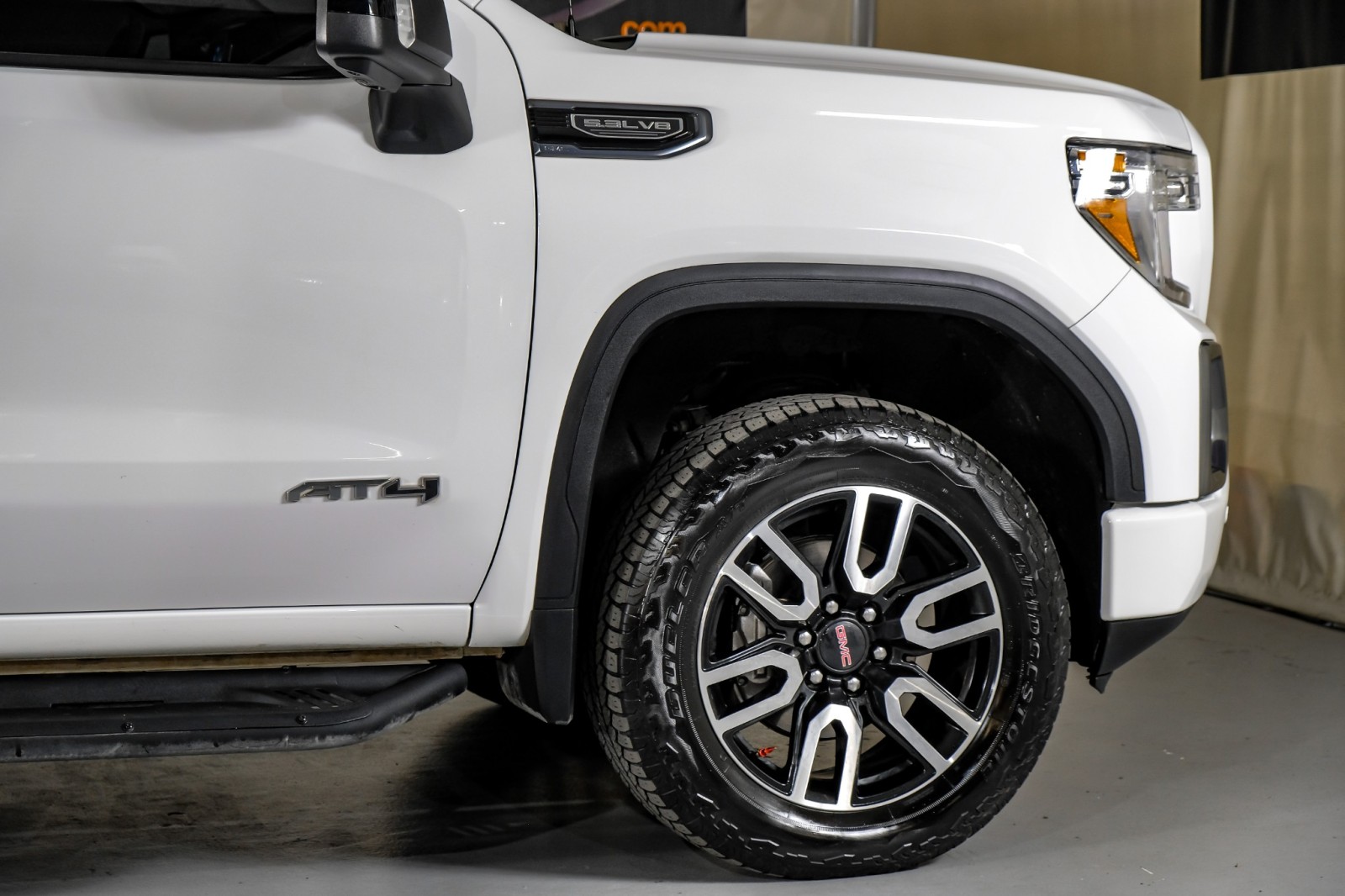 2020 GMC Sierra 1500 AT4 6