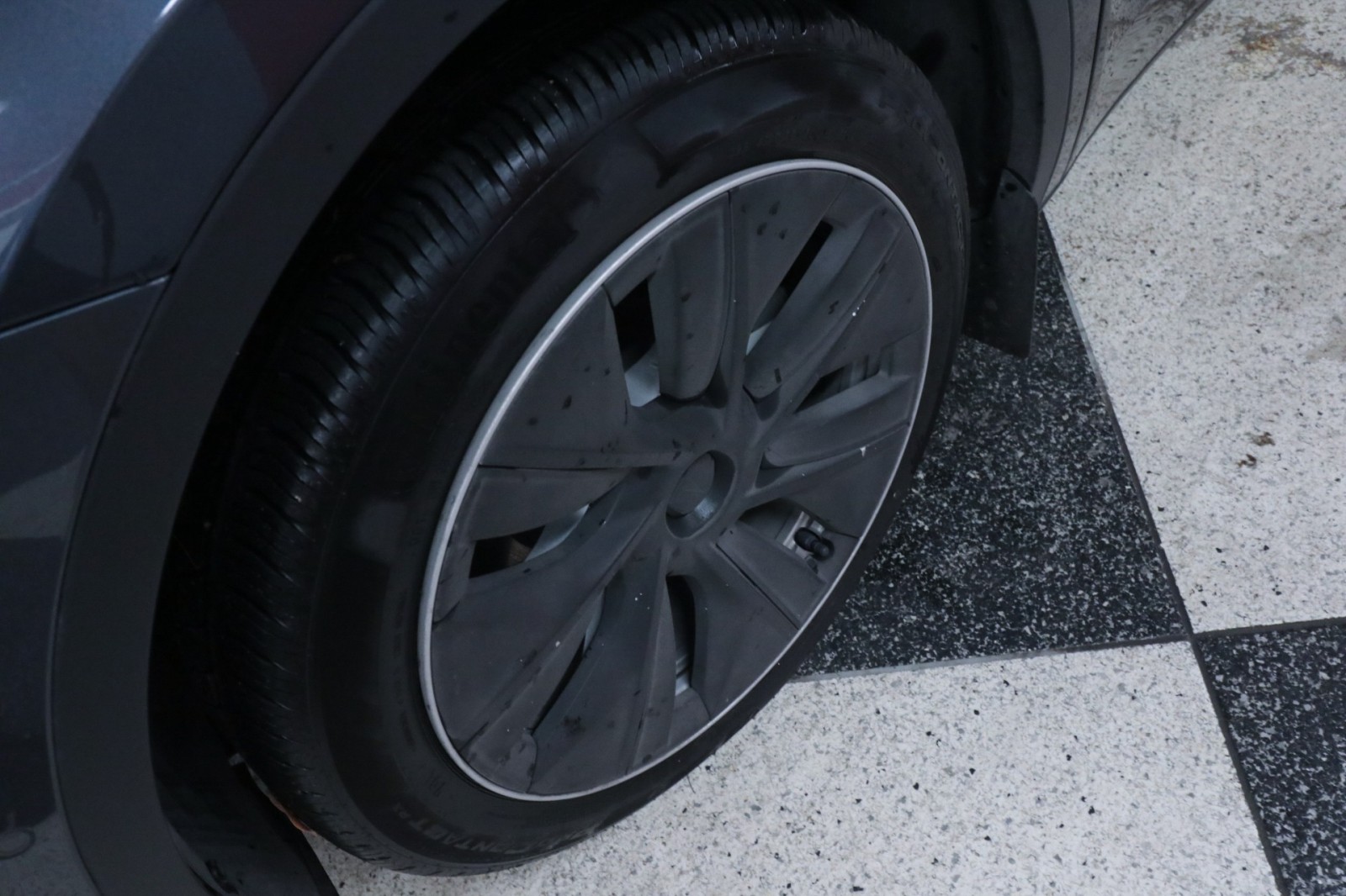 Used Car 2021 Tesla Model Y  Long Range For Sale Under $30,000 In Austin, Texas