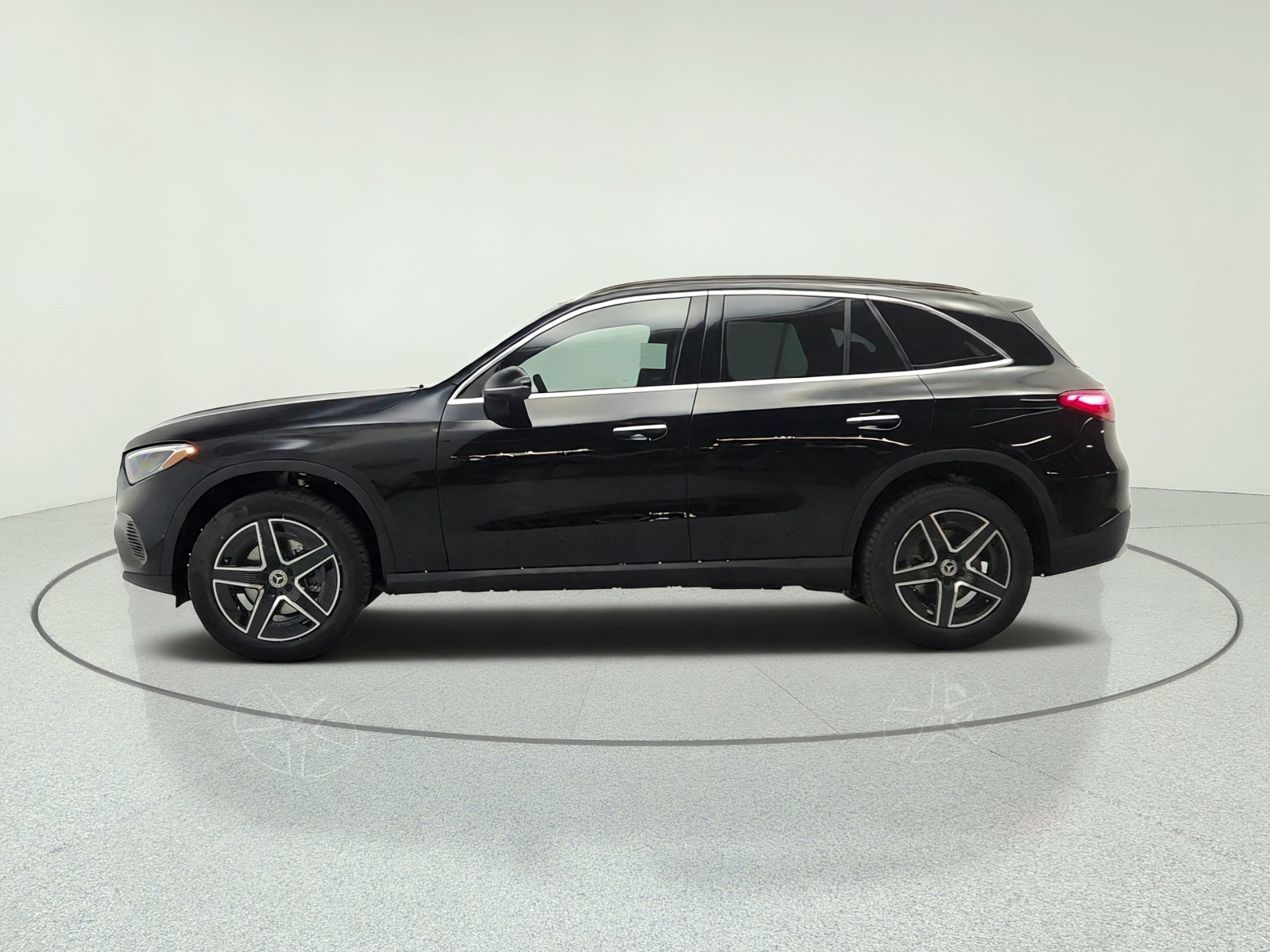 New 2026 Black Mercedes-Benz GLC 300 4MATIC® SUV image 8