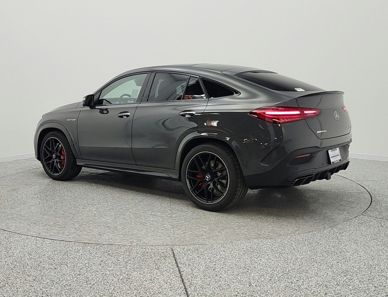 New 2026 MANUFAKTUR Silicon Grey Mercedes-Benz AMG® GLE 63 S image 7