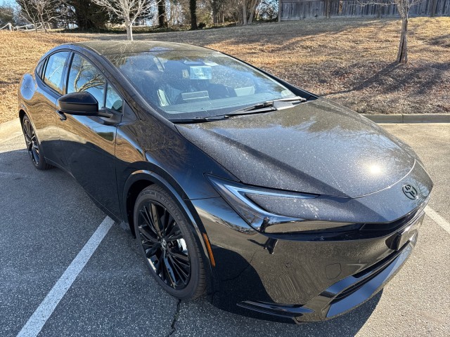 2026 Toyota Prius Plug-In Hybrid SE FWD