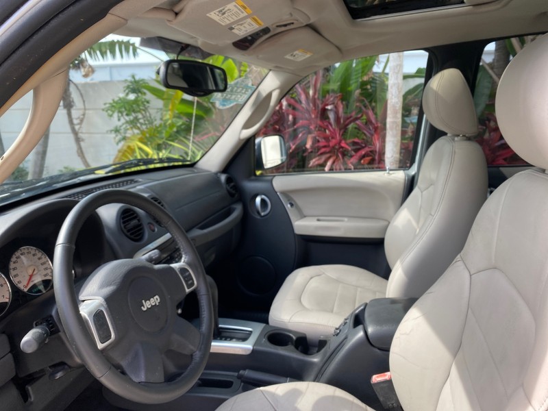 2004 Jeep Liberty Limited 1 OWNER SUNROOF in , 
