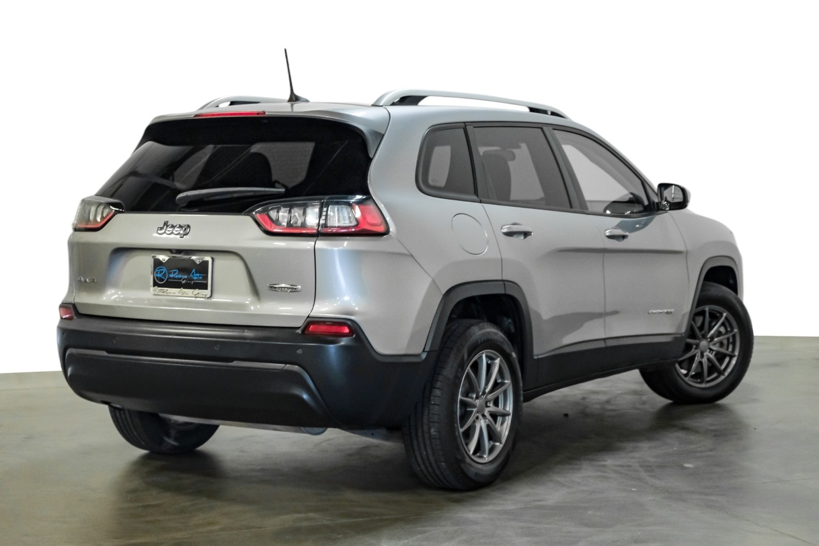 2020 Jeep Cherokee Latitude 4x4 SafetyTecPkg CldWthrPkg SatRadio 6